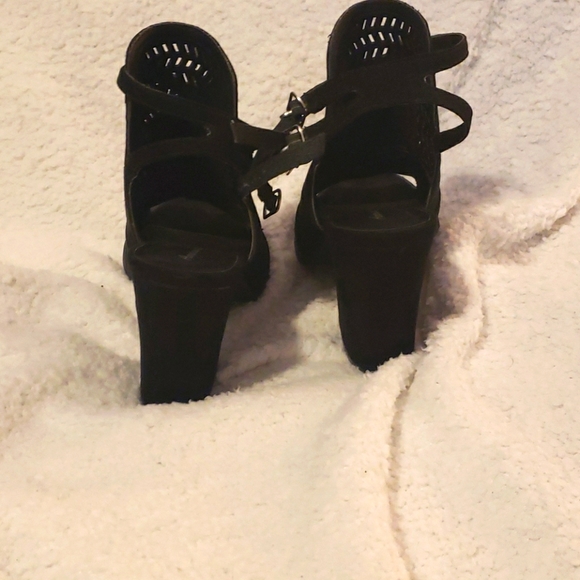 Peeptoe boots - Picture 4 of 5